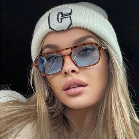 Vintage style sunglasses E10 - Picture 1 of 3